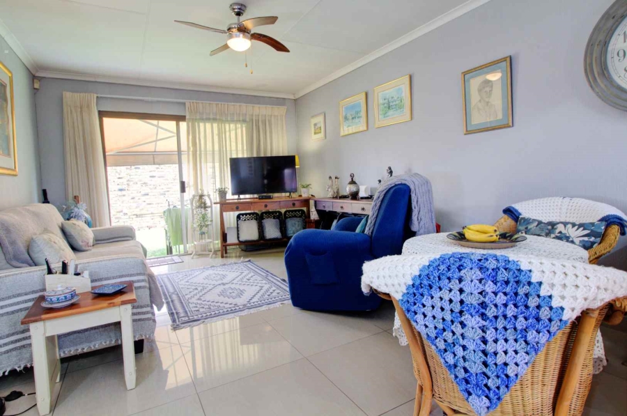 2 Bedroom Property for Sale in Wilgeheuwel Gauteng