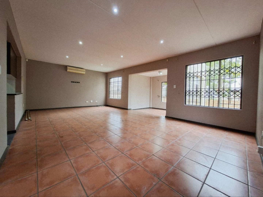 To Let 3 Bedroom Property for Rent in Amorosa Gauteng