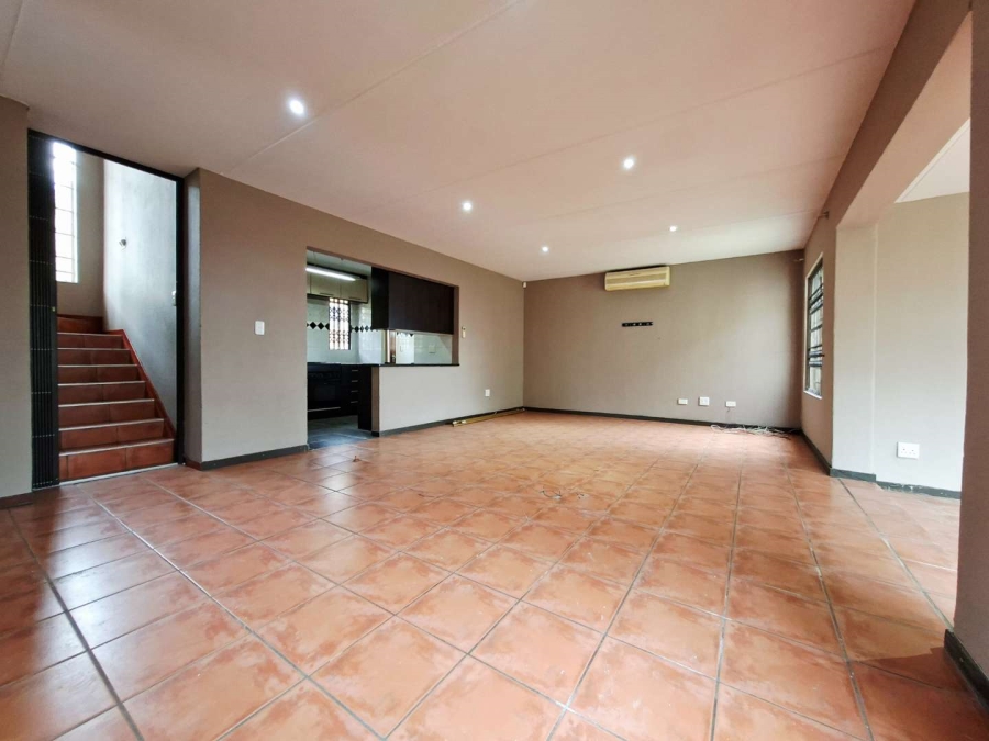 To Let 3 Bedroom Property for Rent in Amorosa Gauteng