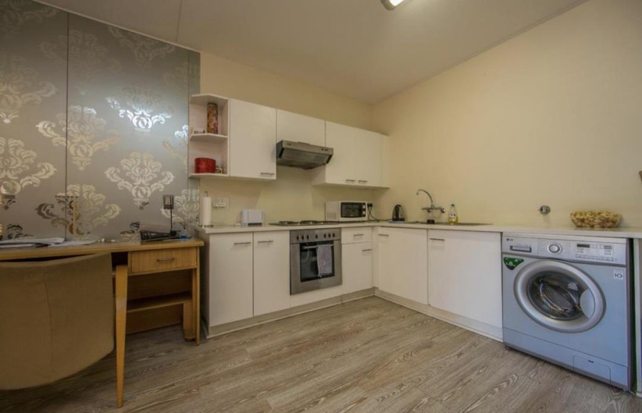 1 Bedroom Property for Sale in Morningside Gauteng