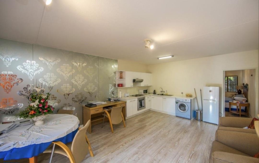 1 Bedroom Property for Sale in Morningside Gauteng