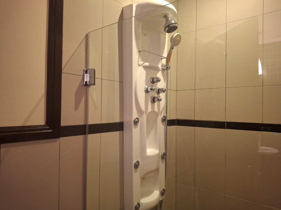 2 Bedroom Property for Sale in Morningside Gauteng