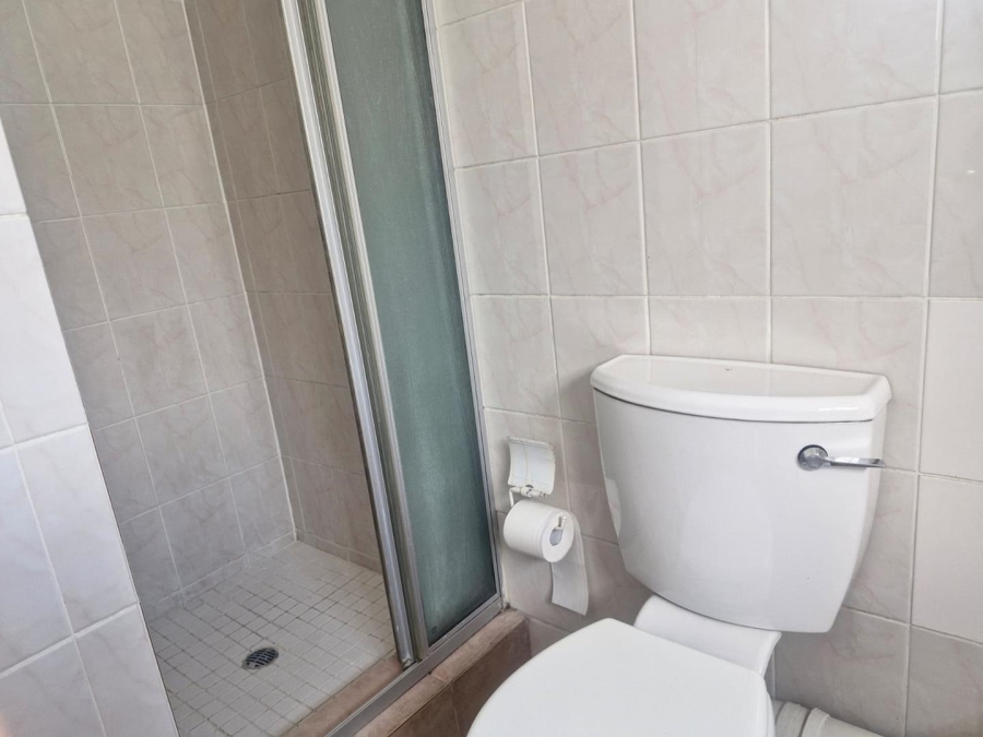 1 Bedroom Property for Sale in Sandown Gauteng