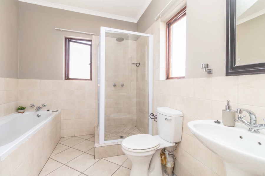 3 Bedroom Property for Sale in Summerset Gauteng