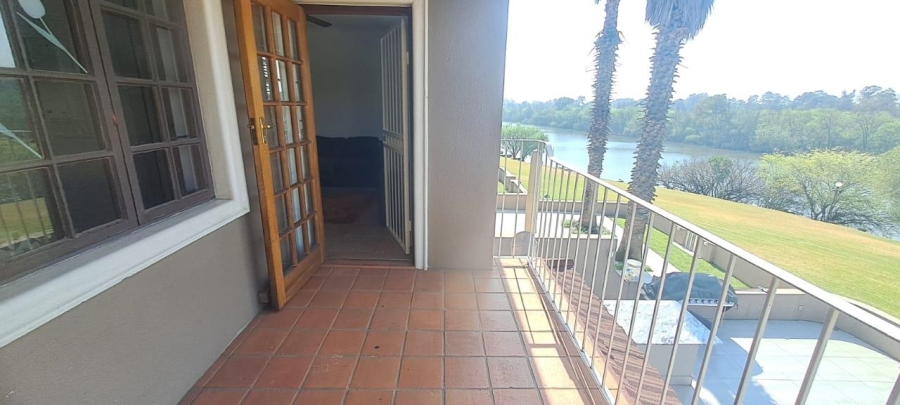 To Let 2 Bedroom Property for Rent in Peacehaven Gauteng