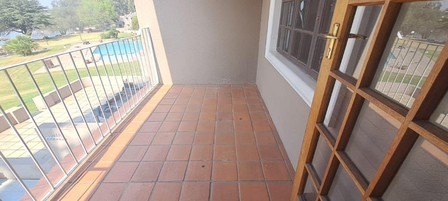 To Let 2 Bedroom Property for Rent in Peacehaven Gauteng
