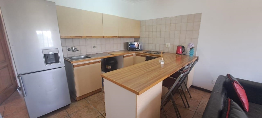 To Let 2 Bedroom Property for Rent in Peacehaven Gauteng
