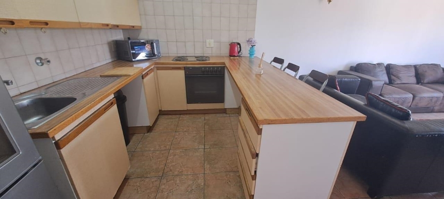 To Let 2 Bedroom Property for Rent in Peacehaven Gauteng