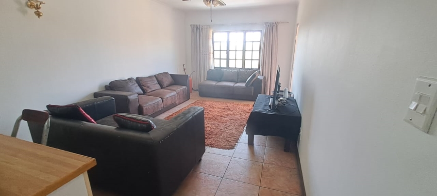 To Let 2 Bedroom Property for Rent in Peacehaven Gauteng