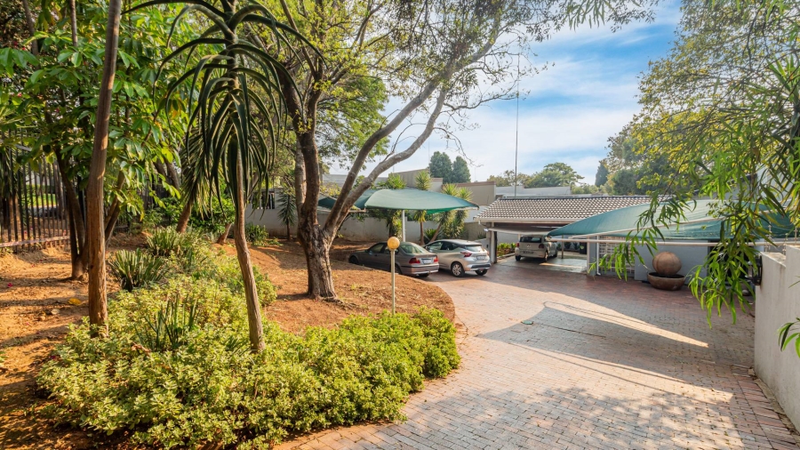 3 Bedroom Property for Sale in Bryanston West Gauteng