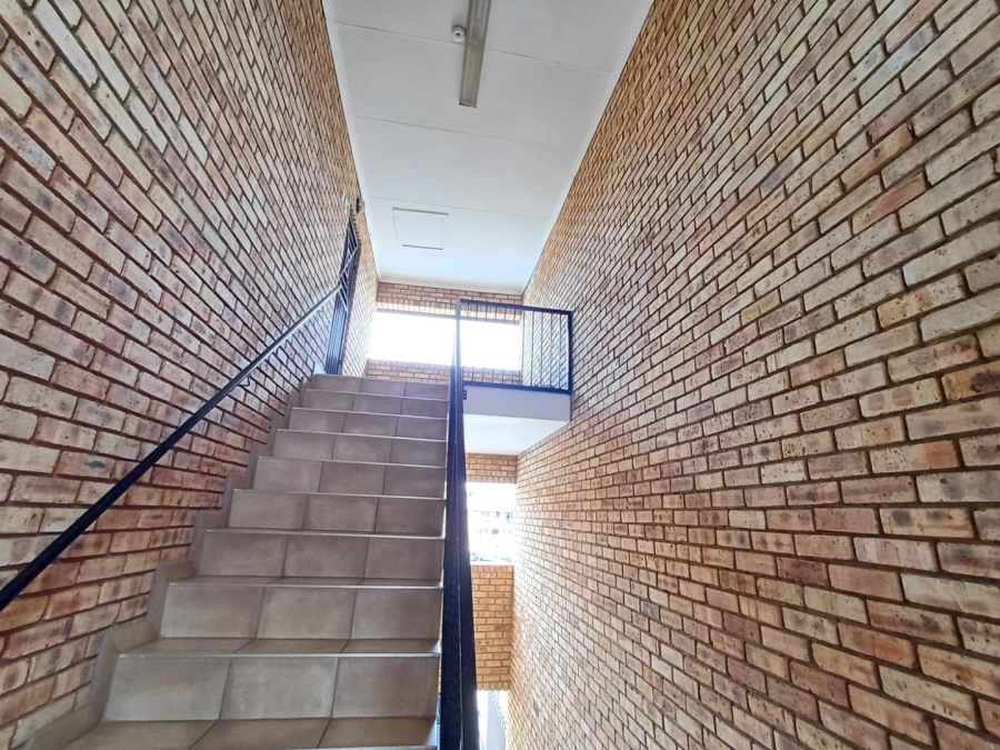 To Let 2 Bedroom Property for Rent in Honeydew Gauteng