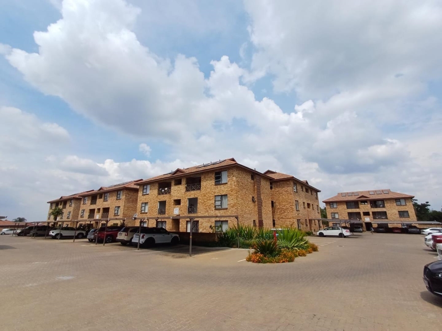 To Let 2 Bedroom Property for Rent in Honeydew Gauteng