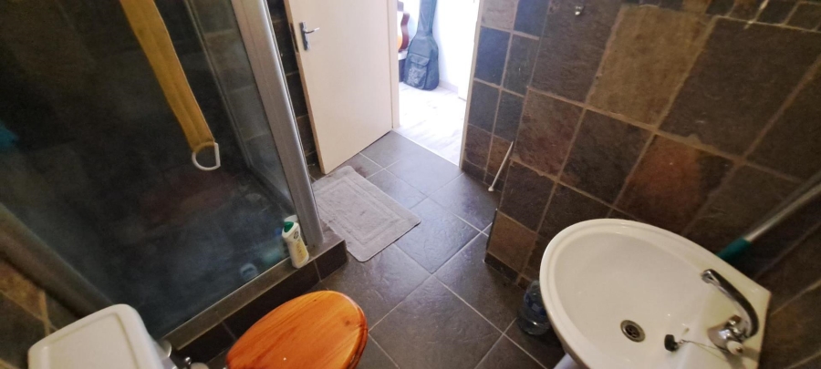 To Let 2 Bedroom Property for Rent in Sundowner Gauteng