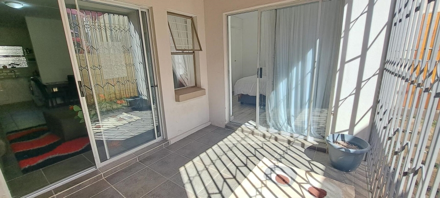 To Let 2 Bedroom Property for Rent in Sundowner Gauteng