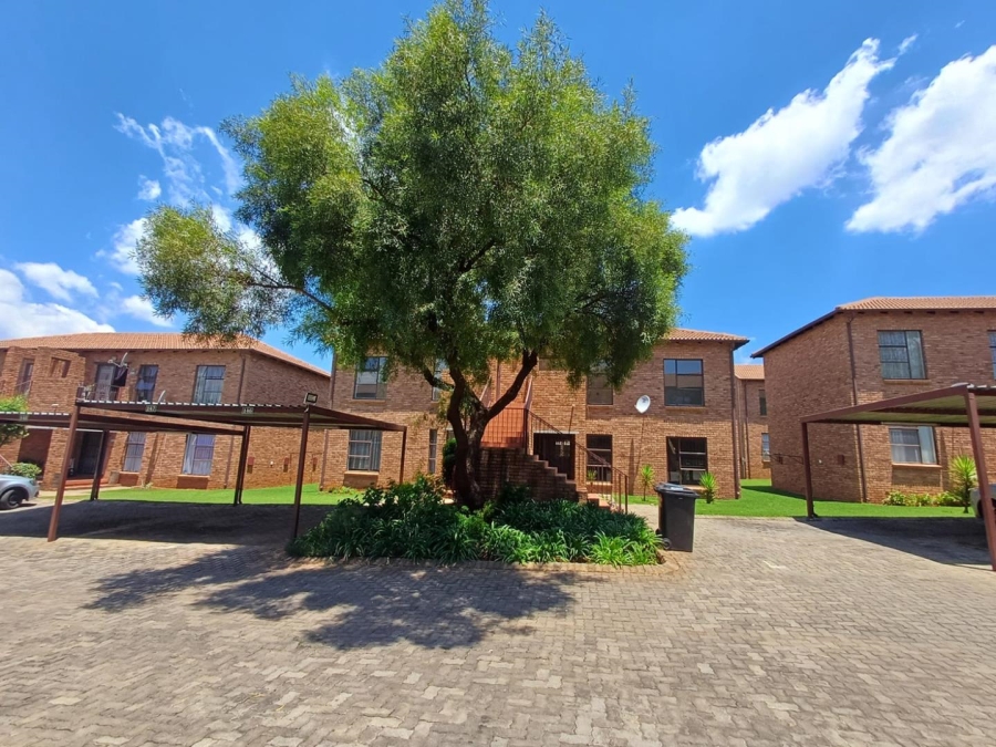 To Let 2 Bedroom Property for Rent in Wilgeheuwel Gauteng