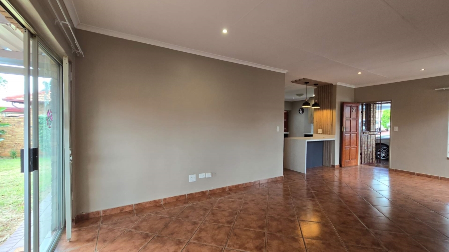 3 Bedroom Property for Sale in Magalieskruin Gauteng