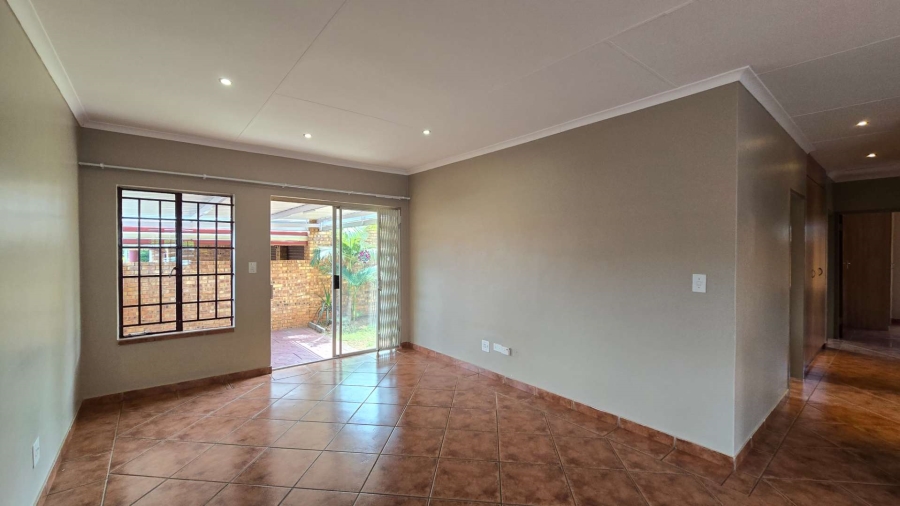 3 Bedroom Property for Sale in Magalieskruin Gauteng