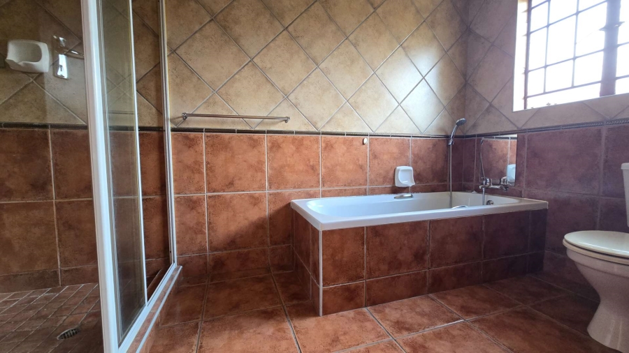 3 Bedroom Property for Sale in Magalieskruin Gauteng