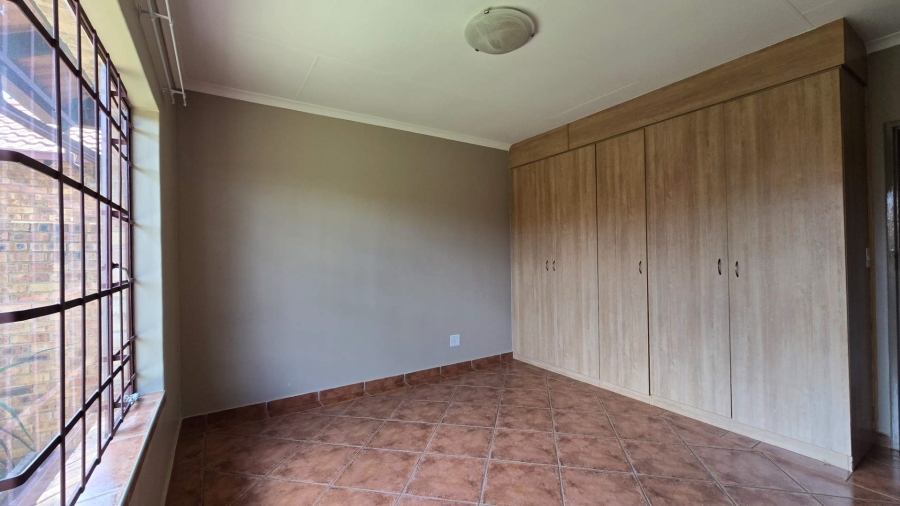 3 Bedroom Property for Sale in Magalieskruin Gauteng