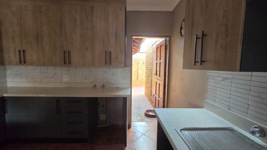 3 Bedroom Property for Sale in Magalieskruin Gauteng