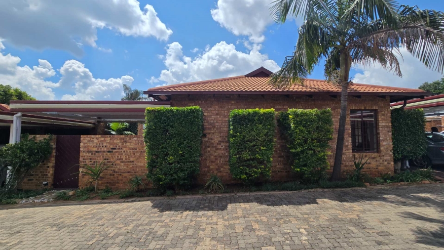 3 Bedroom Property for Sale in Magalieskruin Gauteng