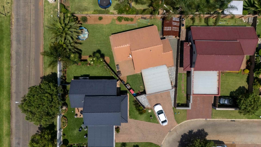 3 Bedroom Property for Sale in Ravenswood Gauteng