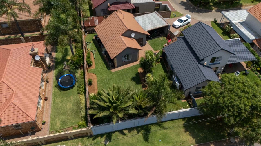 3 Bedroom Property for Sale in Ravenswood Gauteng
