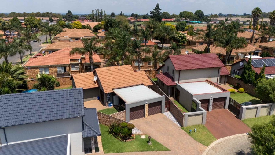 3 Bedroom Property for Sale in Ravenswood Gauteng