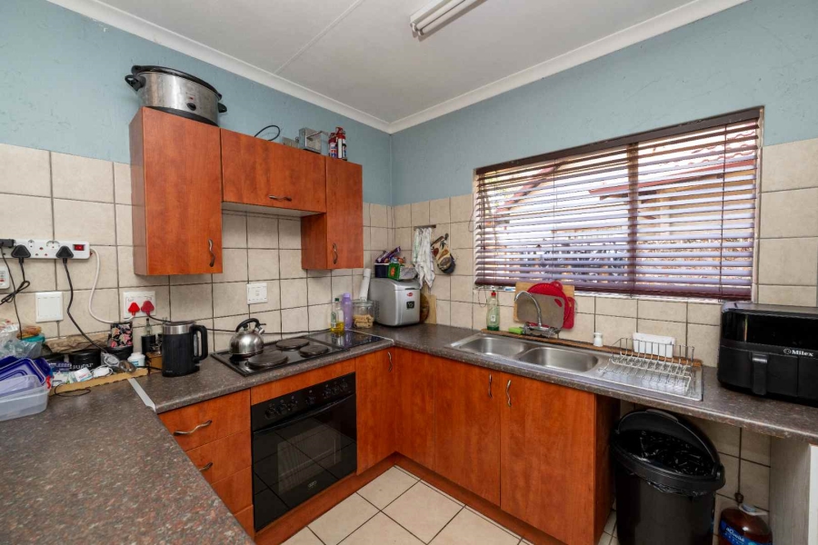 3 Bedroom Property for Sale in Ravenswood Gauteng