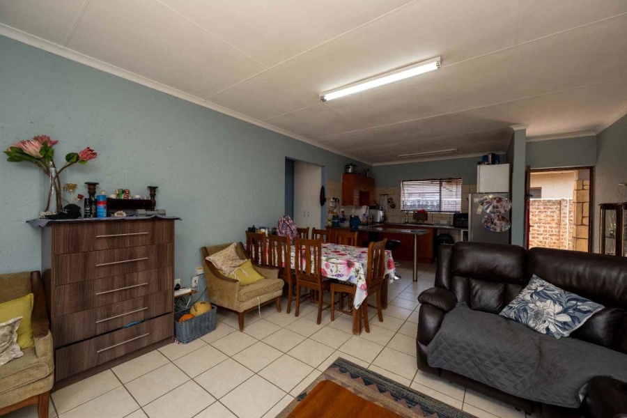 3 Bedroom Property for Sale in Ravenswood Gauteng