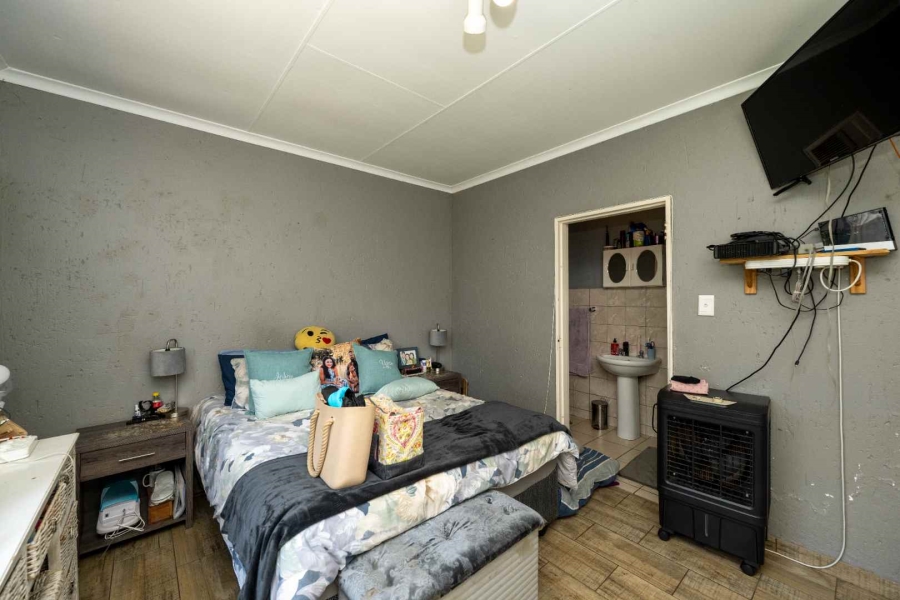 3 Bedroom Property for Sale in Ravenswood Gauteng