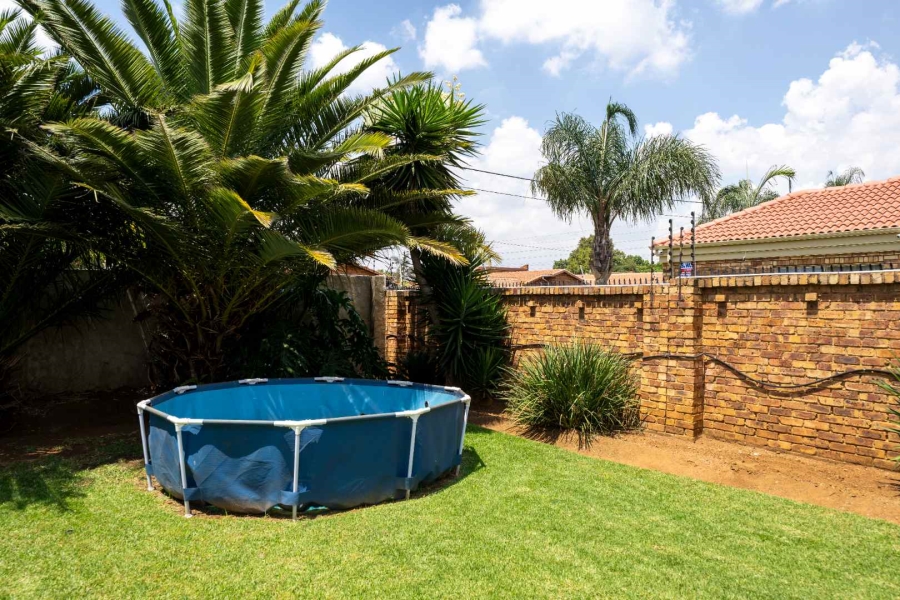 3 Bedroom Property for Sale in Ravenswood Gauteng