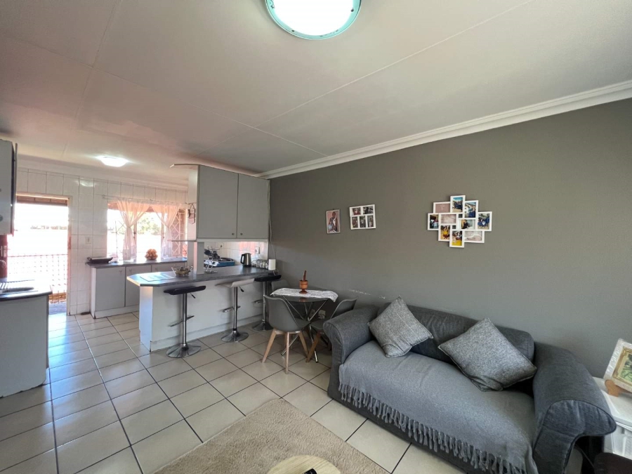 To Let 2 Bedroom Property for Rent in Krugersdorp North Gauteng
