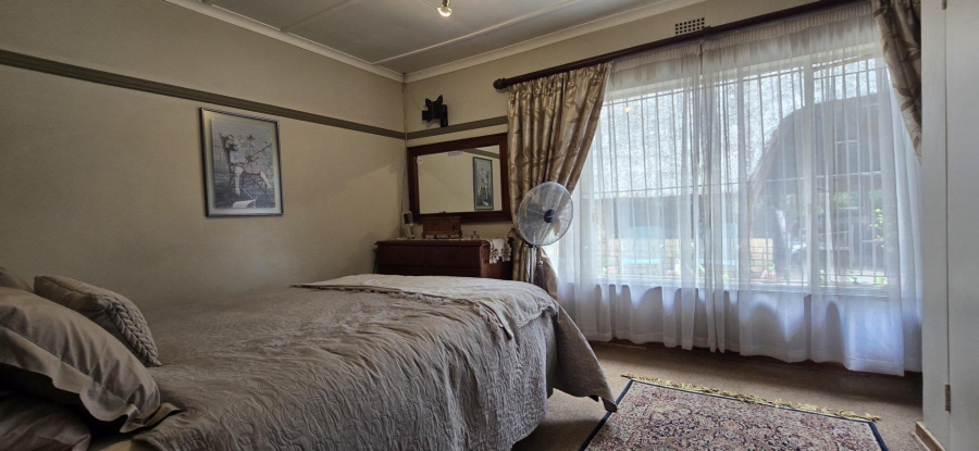 5 Bedroom Property for Sale in Brackendowns Gauteng
