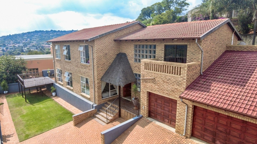 5 Bedroom Property for Sale in Mulbarton Gauteng