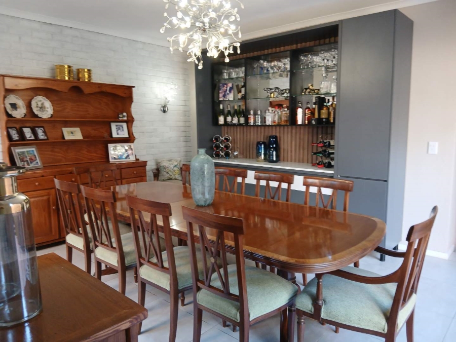 5 Bedroom Property for Sale in Meyersdal Gauteng