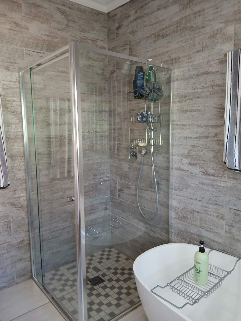 5 Bedroom Property for Sale in Meyersdal Gauteng