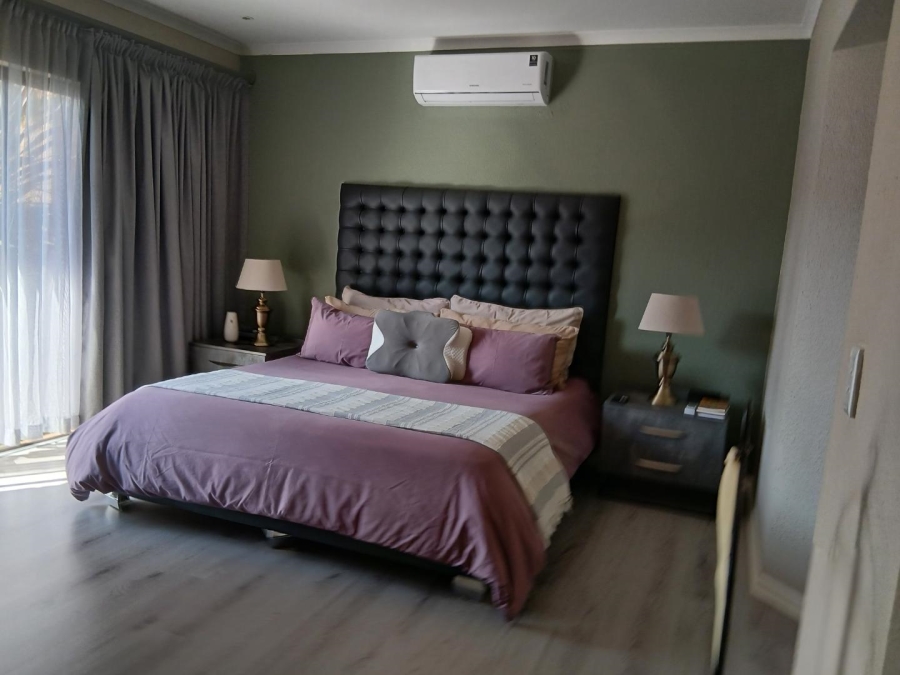 5 Bedroom Property for Sale in Meyersdal Gauteng