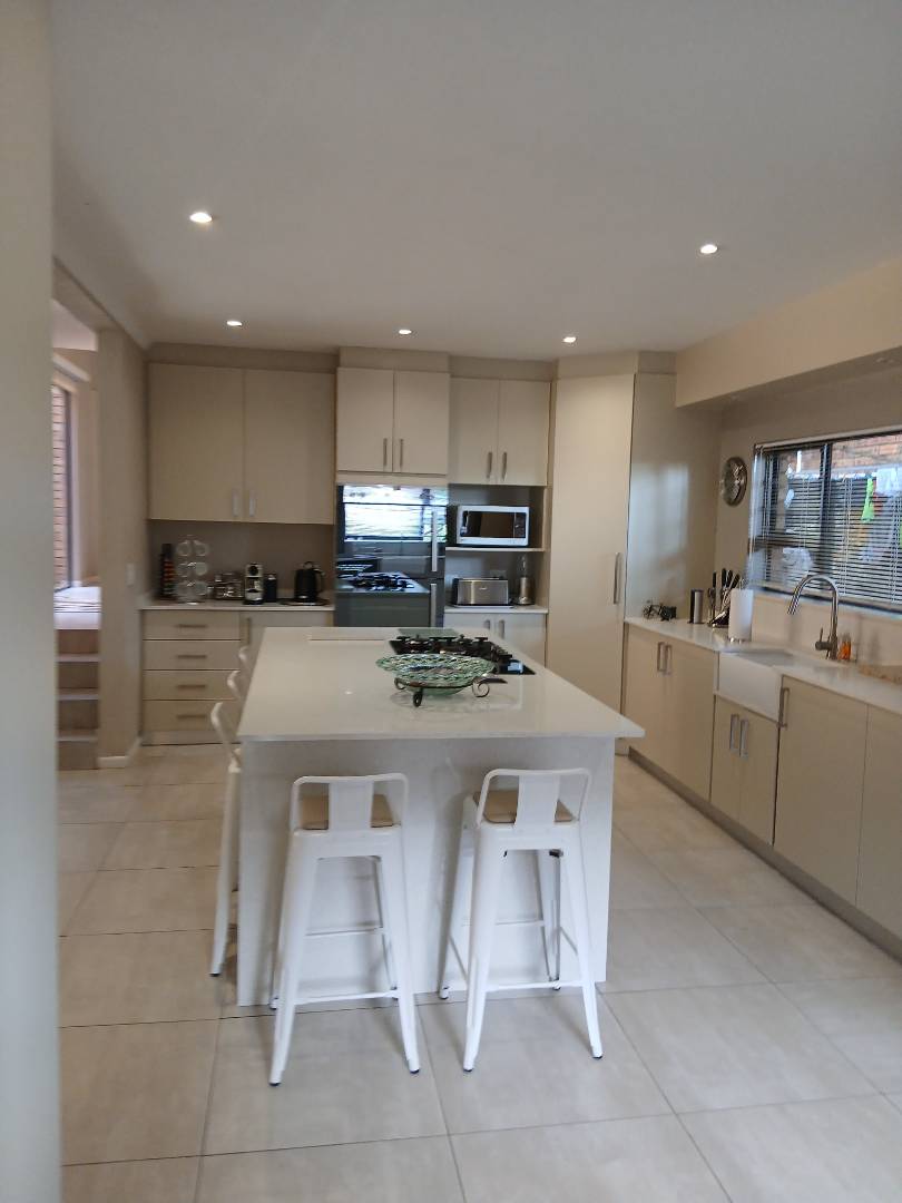 5 Bedroom Property for Sale in Meyersdal Gauteng