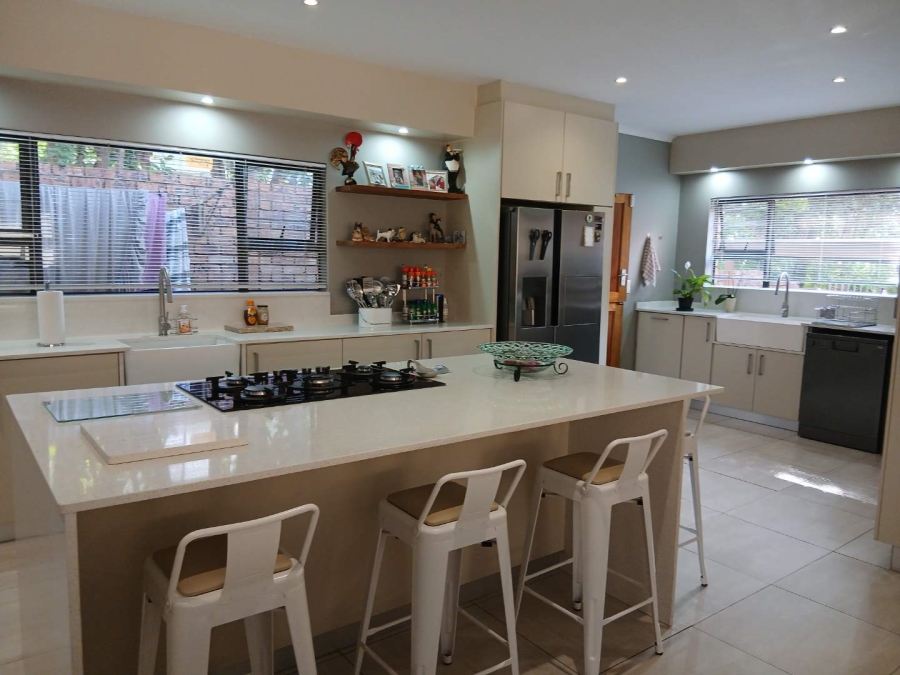 5 Bedroom Property for Sale in Meyersdal Gauteng