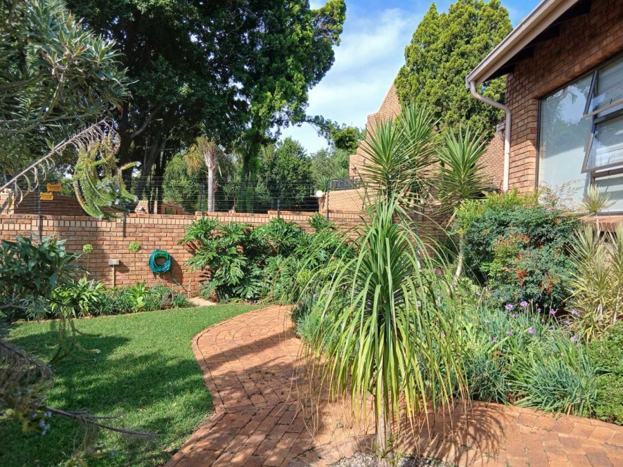 5 Bedroom Property for Sale in Meyersdal Gauteng