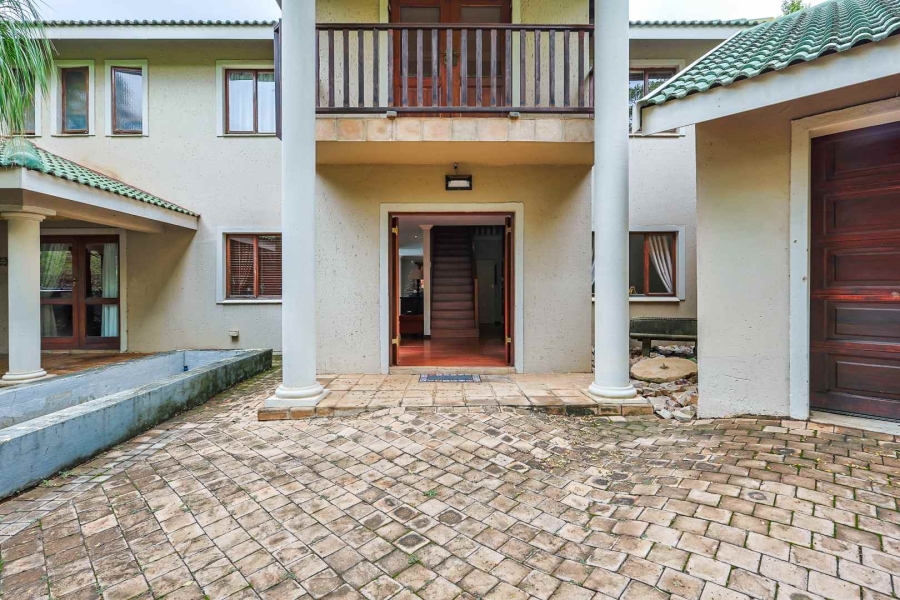 5 Bedroom Property for Sale in Silver Lakes Golf Estate Gauteng