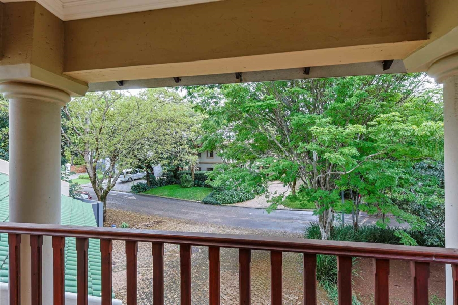 5 Bedroom Property for Sale in Silver Lakes Golf Estate Gauteng