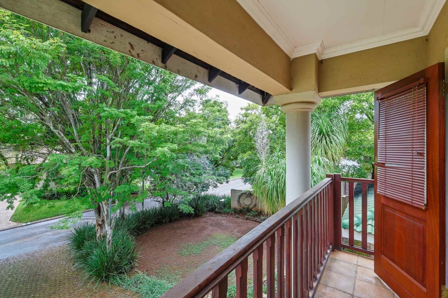 5 Bedroom Property for Sale in Silver Lakes Golf Estate Gauteng