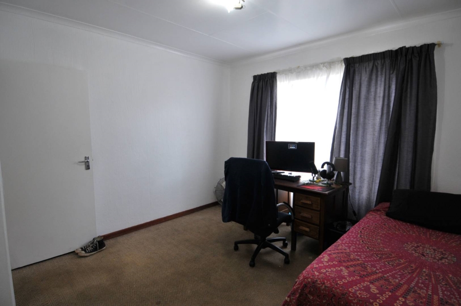 3 Bedroom Property for Sale in Highveld Gauteng