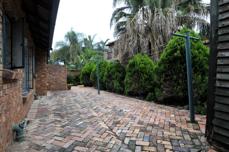 3 Bedroom Property for Sale in Highveld Gauteng