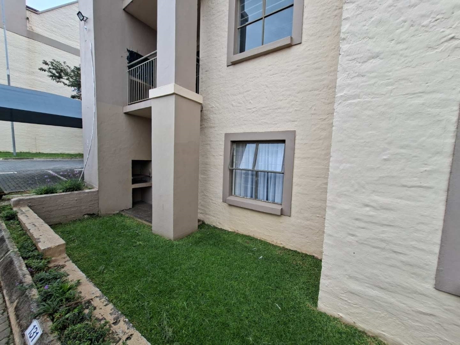 To Let 1 Bedroom Property for Rent in Sundowner Gauteng