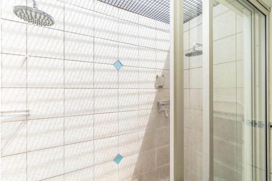 4 Bedroom Property for Sale in Little Falls Gauteng