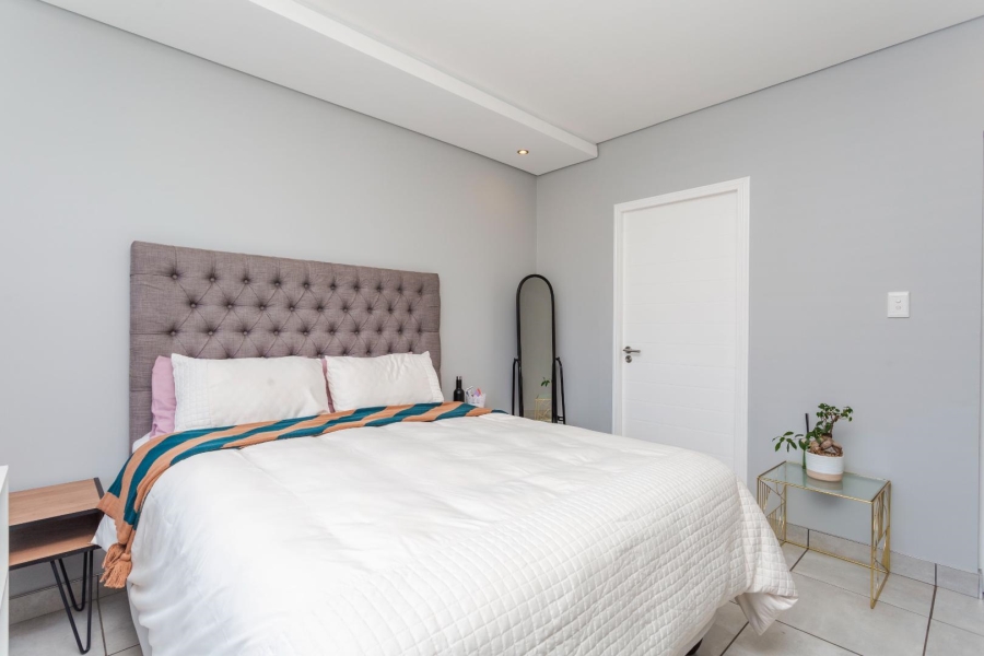 To Let 2 Bedroom Property for Rent in Fourways Gauteng