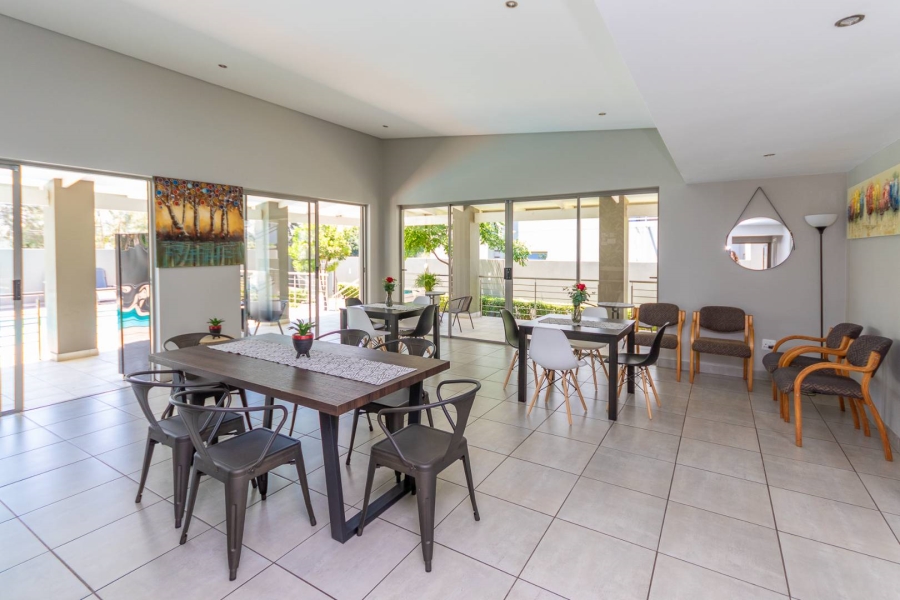 To Let 2 Bedroom Property for Rent in Fourways Gauteng